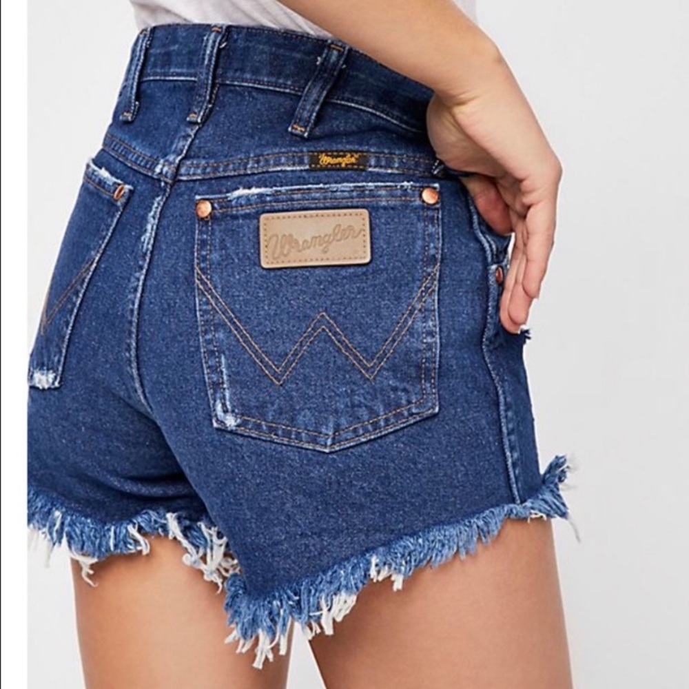 Wrangler shorts size 29